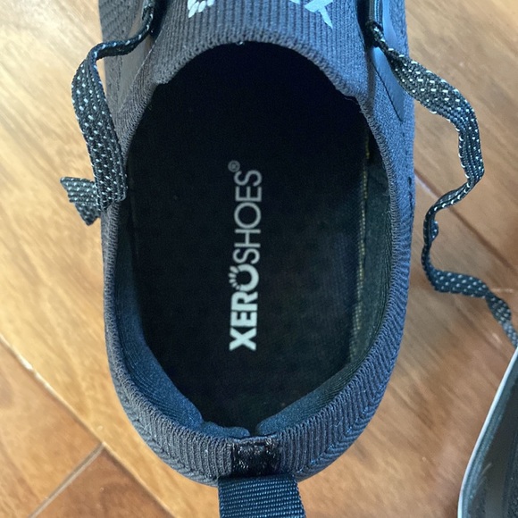 Women's Black Athletic Shoes - Picture 3 of 4